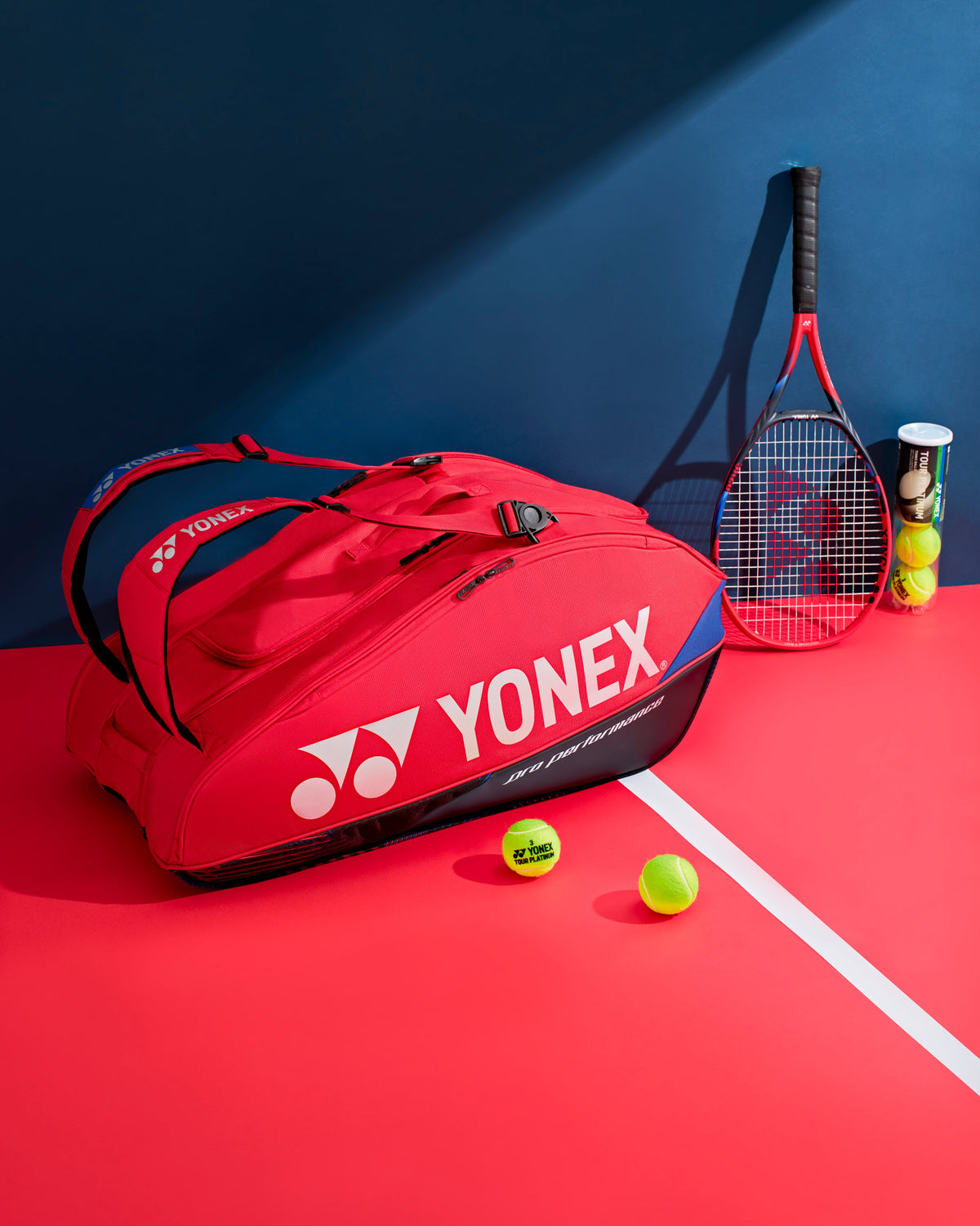 Yonex Pro 9 Racket Bag - Scarlet interior