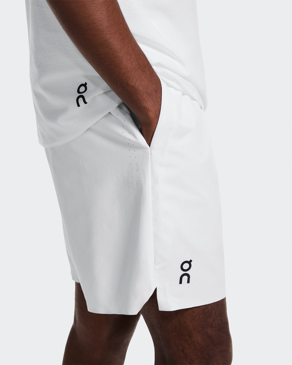 On 7" Court Shorts Men's White