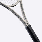 Solinco Whiteout V2 305 tennis racquet