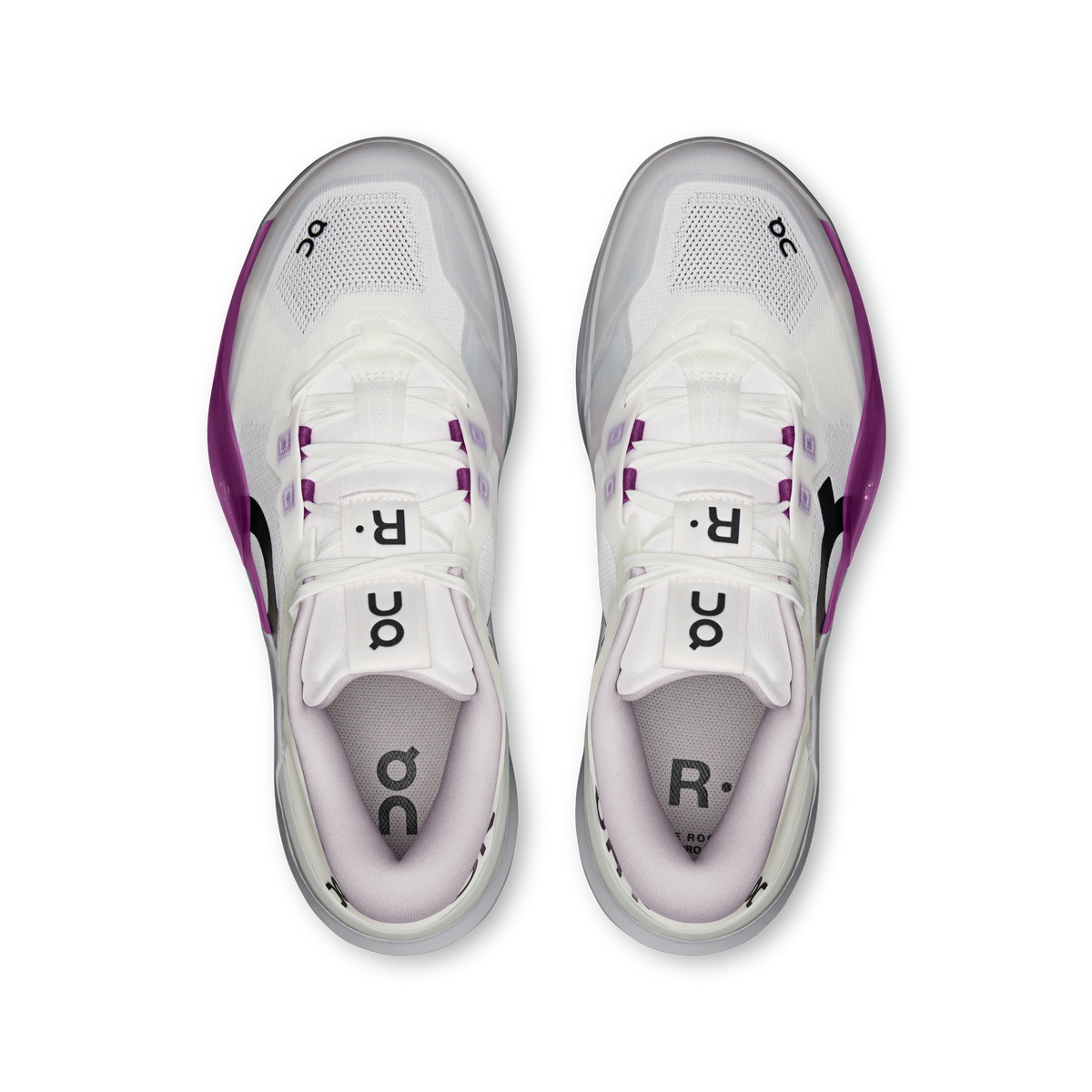 On THE ROGER Pro 3 Women's White/Muscadine
