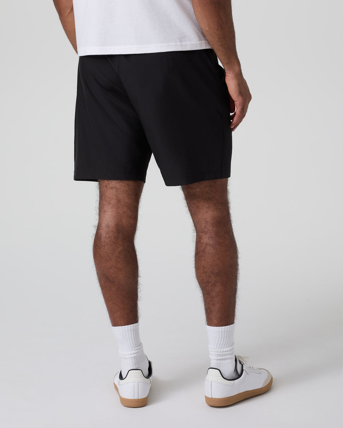 Vuori Banks Session Short Unlined 7" - Black, back