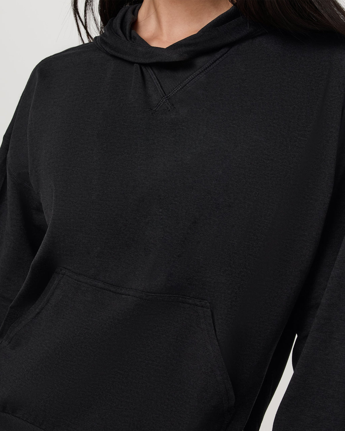 Vuori Halo Modern Pullover Hoodie in Black Heather - fabric detail