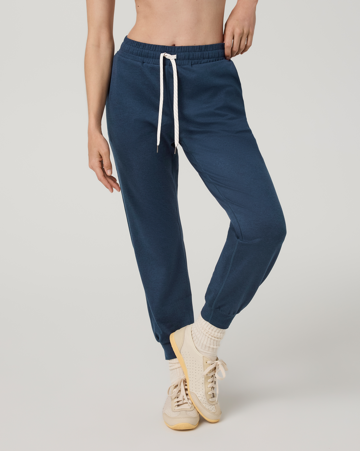 Vuori Performance Jogger in Blue Coast Heather - front view