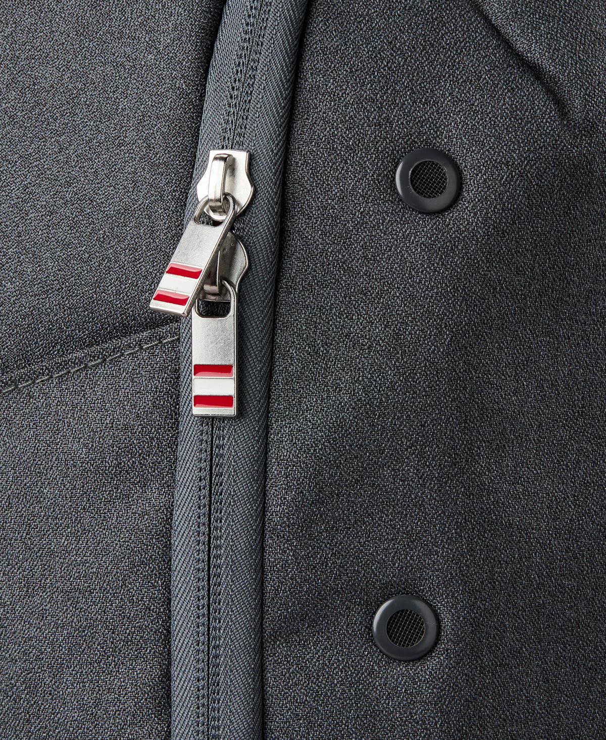 WR8037401_10_Tour_Backpack_Charcoal.png.high-res